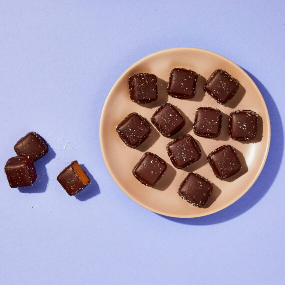 Bettergoods Small Batch Dark Chocolate Sea Salted Caramels, 24.3 oz - Image 3