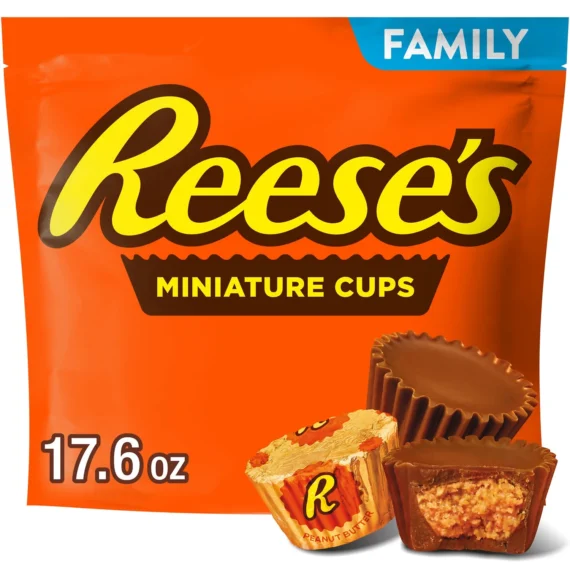 Reese's Miniatures Milk Chocolate Peanut Butter Cups Candy, Family Pack 17.6 oz