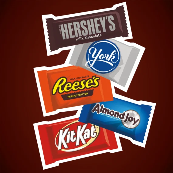 Hershey Assorted Chocolate Flavored Snack Size Candy, Party Pack 33.43 oz - Image 2